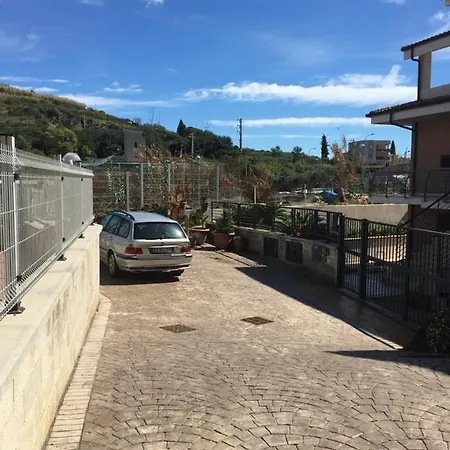 Privatunterkunft Civita Geata